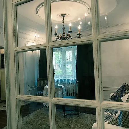 Apartament Karmelicka 2 Warszawa *